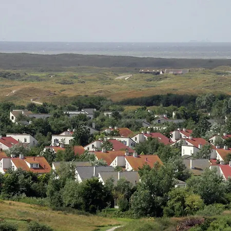 In Texel With Luxurious Comfort Villa