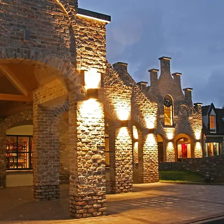 In Texel With Luxurious Comfort Villa